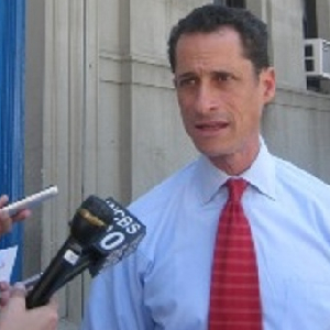 The 4-Day-Long Goodbye: Weiner Officially Resigns