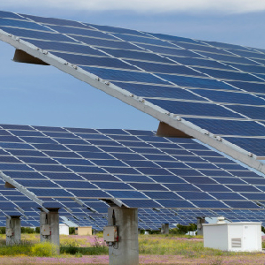 As Solyndra Talk Quiets, DOE Issues $1 Billion In Solar Loans